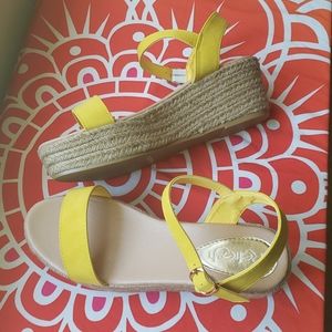 Brand new Melrose espadrille wedge